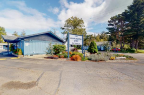 Lamplighter Inn
